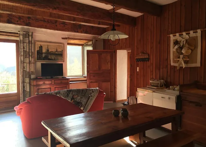 Les Means Alojamento de Acomodação e Pequeno-almoço Méolans