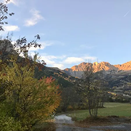 Panzió Les Means Méolans