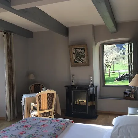 Bed and breakfast Les Means 3*