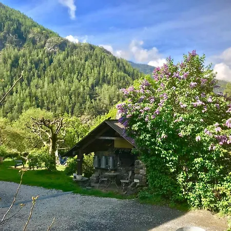 Bed & Breakfast Les Means 3*