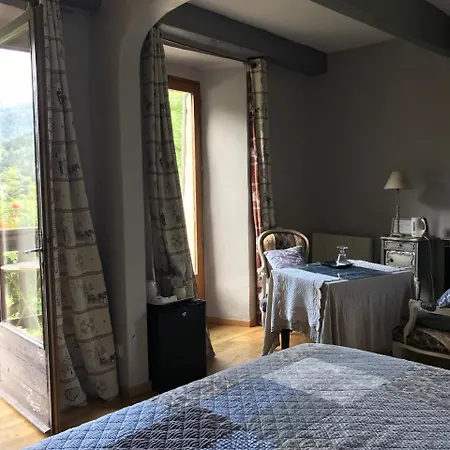 Les Means 3* Meolans-Revel