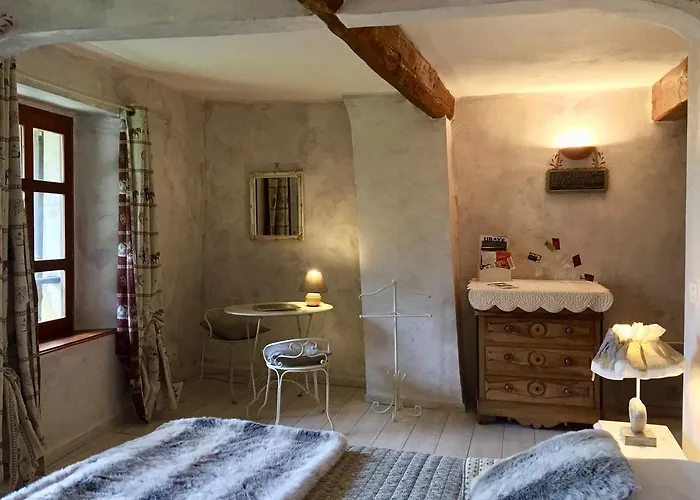 Couette-café Chambres D'h\u00f4tes Les Means Méolans