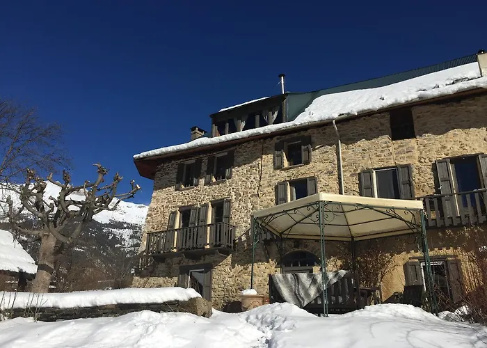 Couette-café Chambres D'h\u00f4tes Les Means