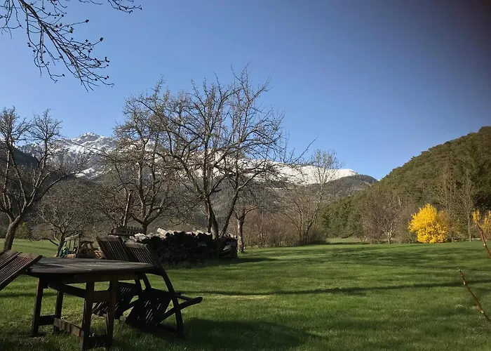 Chambres D'h\u00f4tes Les Means Couette-café 3*